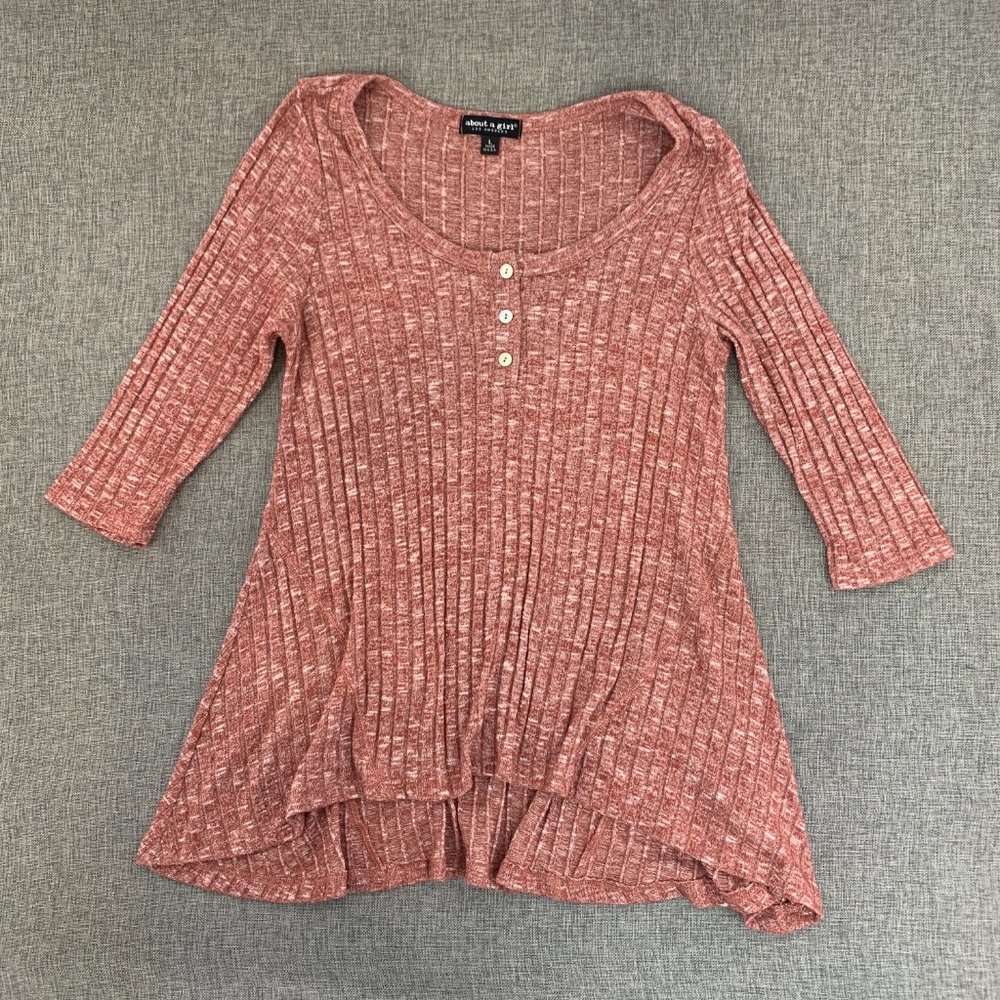 About A Girl High Low Top 3/4 Sleeve Large Round Neck Soft & Flowy Blouse